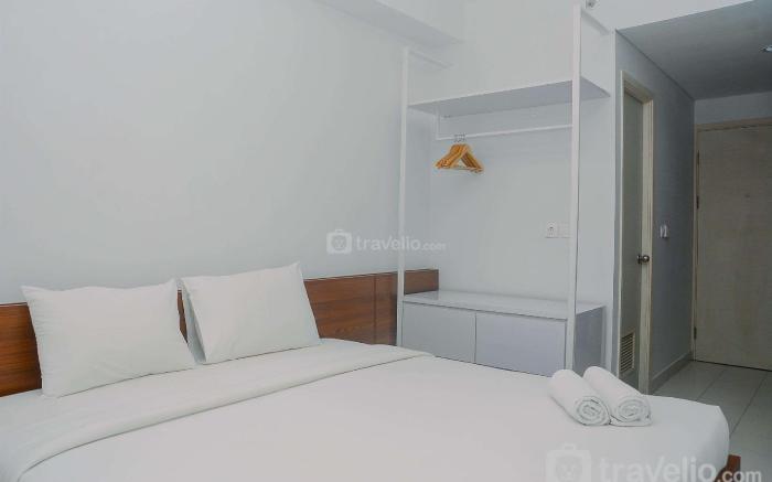 Cozy Studio Patraland near Bekasi St By Travelio