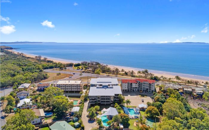 Beaches on Lammermoor Apartments