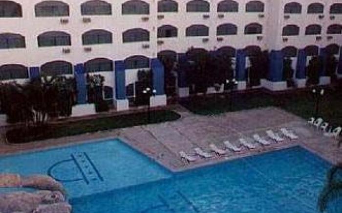 Hotel Gran Plaza & Convention Center