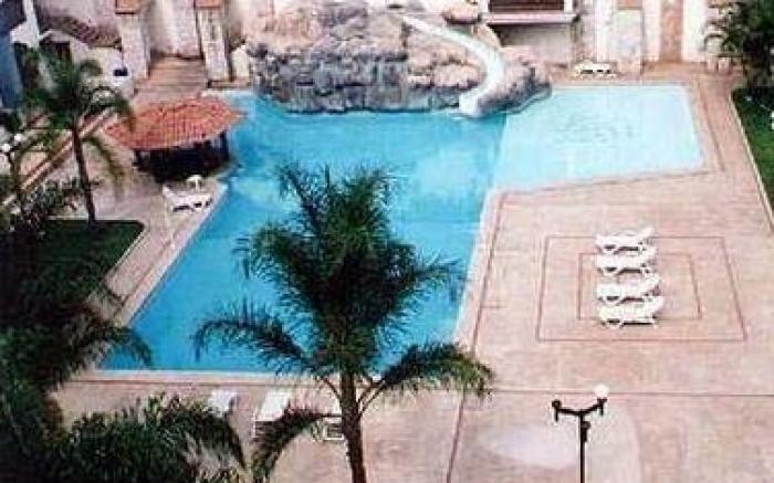 Hotel Gran Plaza & Convention Center