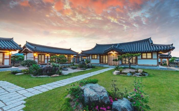 Gyeongju Hanok 1st (Korea Quality)