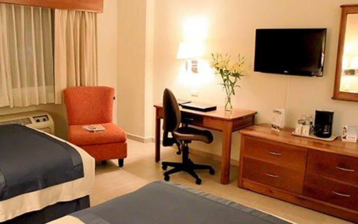 Comfort Inn Monterrey Valle