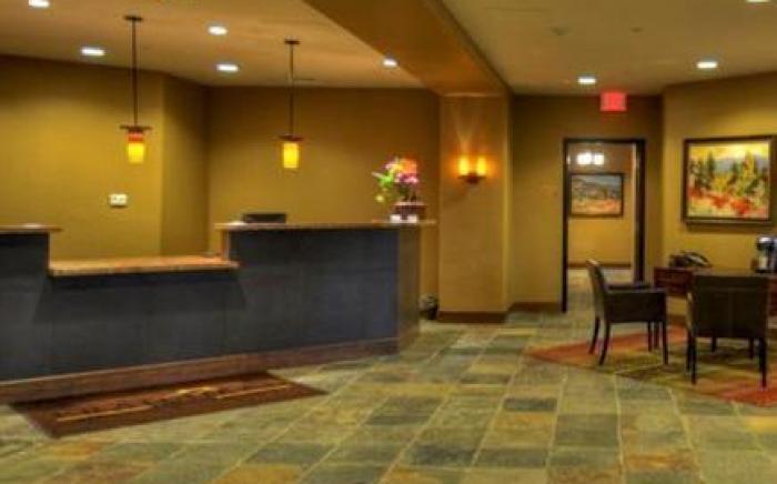 Trailhead Lodge