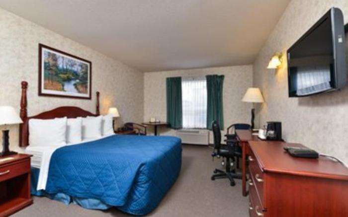 Ramada by Wyndham Nisku Edmonton Airport