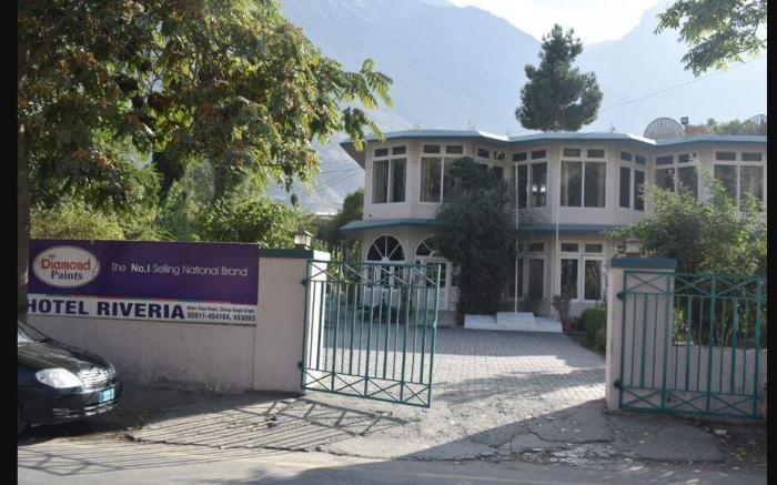 Hotel Riveria