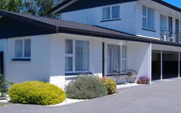 Belle Bonne Motel