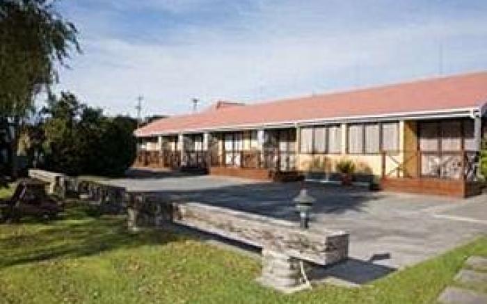 Paroa Hotel