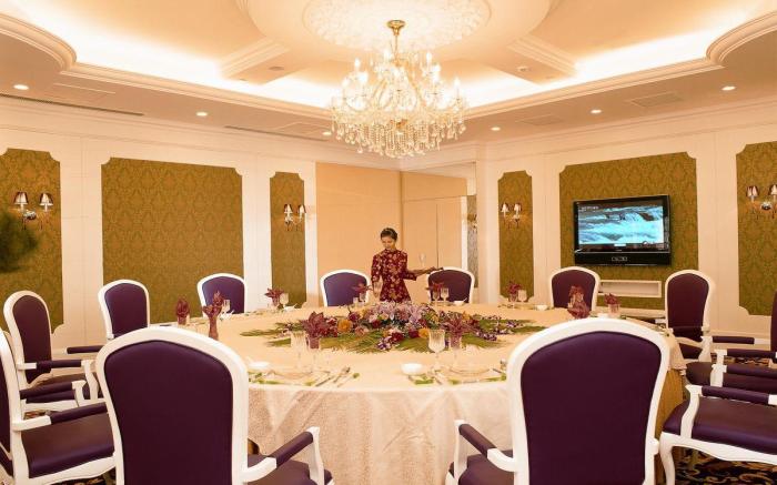 Beijing Tibet Hotel