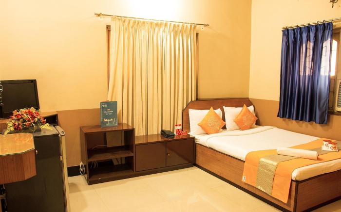 Townhouse OAK Hotel Prime