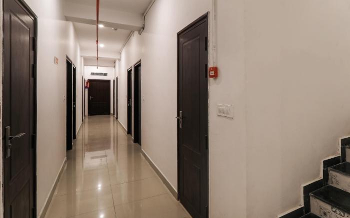 Collection O Insight Inn Near Gomti Riverfront Park