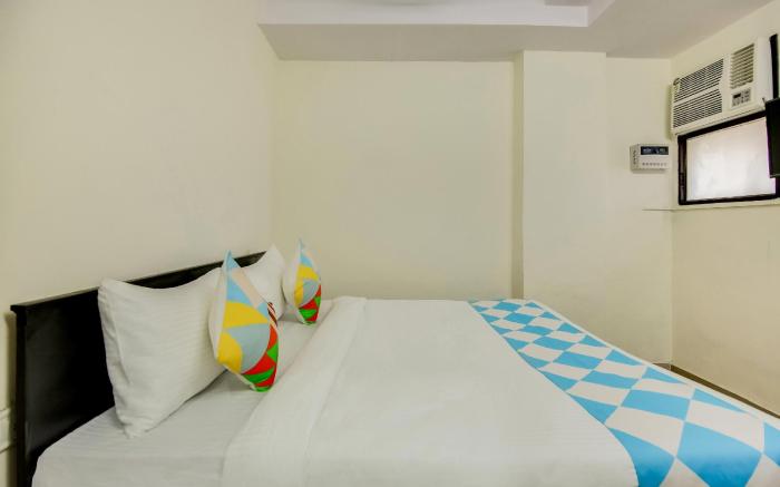 OYO Home 70401 Cozy Stay Lajpat Nagar Ii