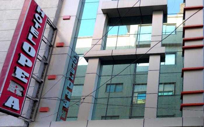 Hotel Oppera Mahipalpur - New Delhi 