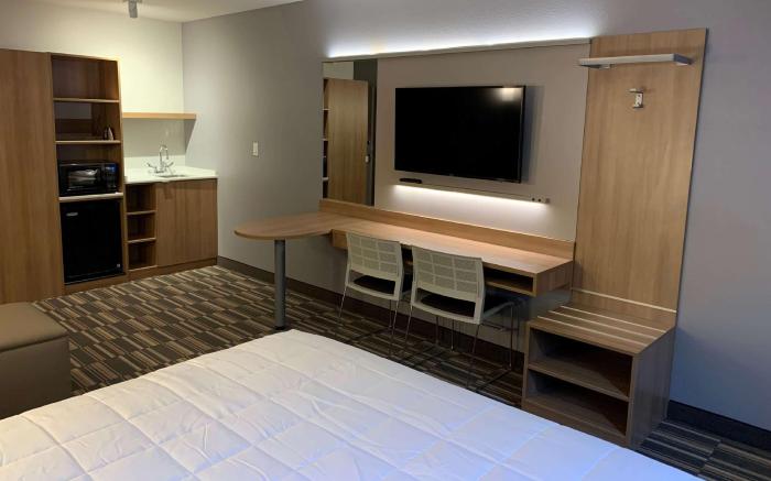 Microtel Inn & Suites by Wyndham Georgetown Lake