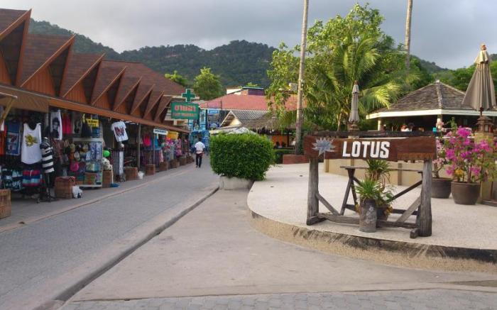 Lotus Resort