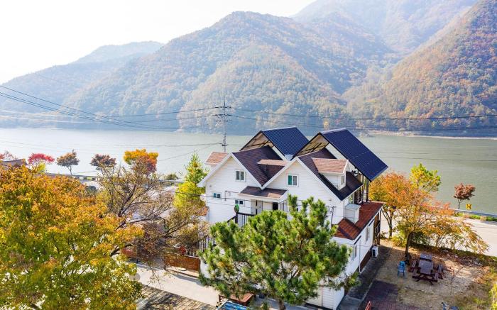 Moojoo Jeonmangdae Pension