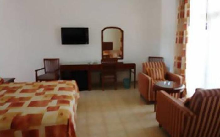 Hotel Caracol Plaza