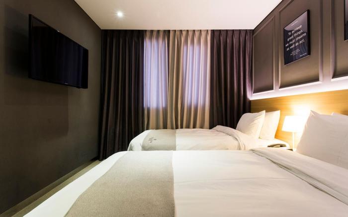 VELLA SUITE HOTEL (Korea Quality)