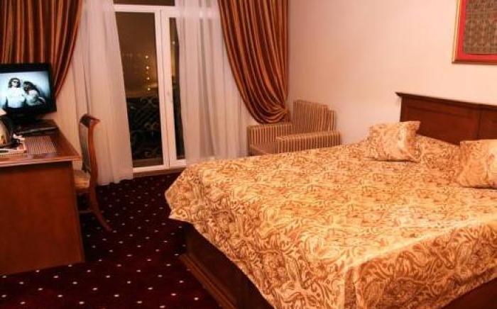 East Legend Hotel