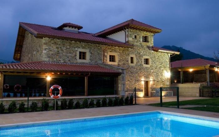 Hotel Suites Valles Pasiegos