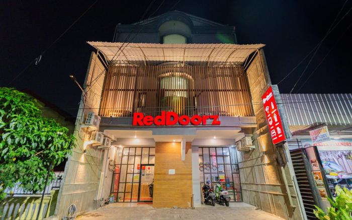RedDoorz @ Manukan Surabaya