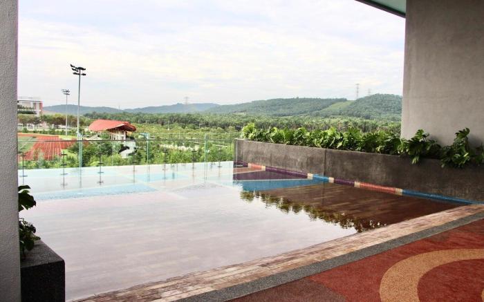 Bell Suites Azure Pool Studio @ Sunsuria by MOKA