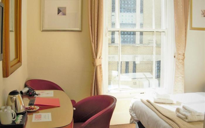 Town House Rooms