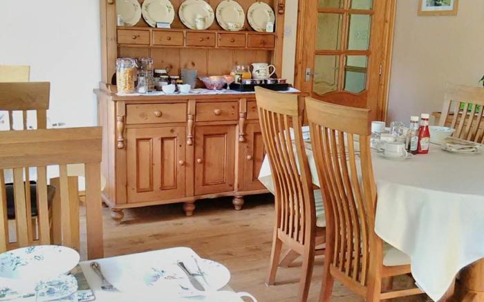 White Cottage B and B
