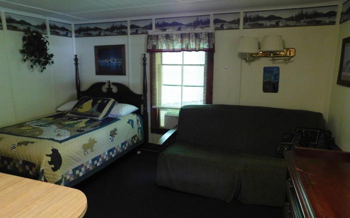 Carroll Motel & Cottages
