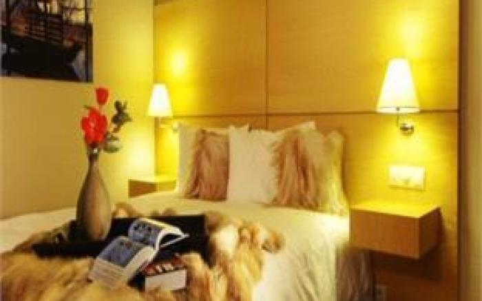 Limneon Resort & Spa