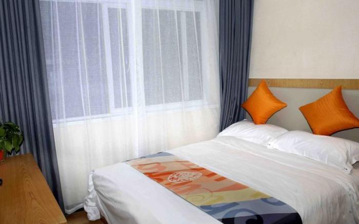 Shell Hotel Henan Kaifeng Tongxu County Shangye Road