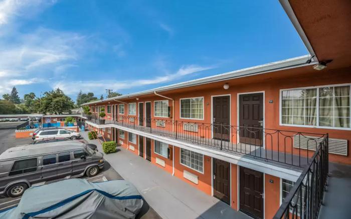 Rodeway Inn