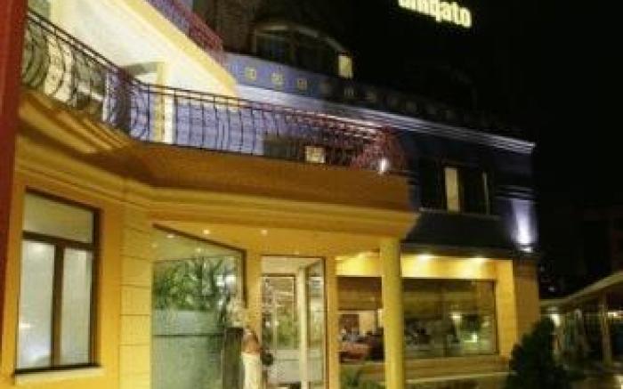 Uniqato Hotel