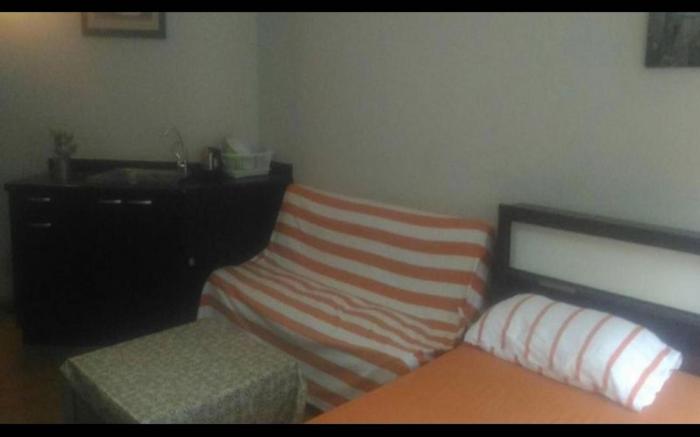Thailand Taxi Apartment Hostel