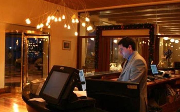 Nobile Suites Vicente Costanera