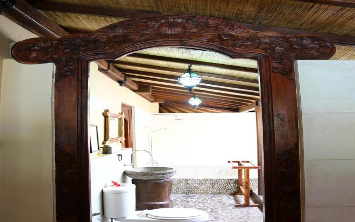 2bedroom Beachfront at Lovina Beachhouse Villas