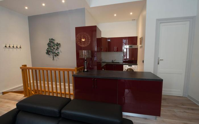 Design Smart Flat Bordeaux