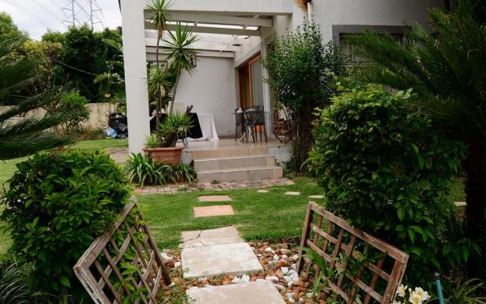 CORGI GUEST HOUSE