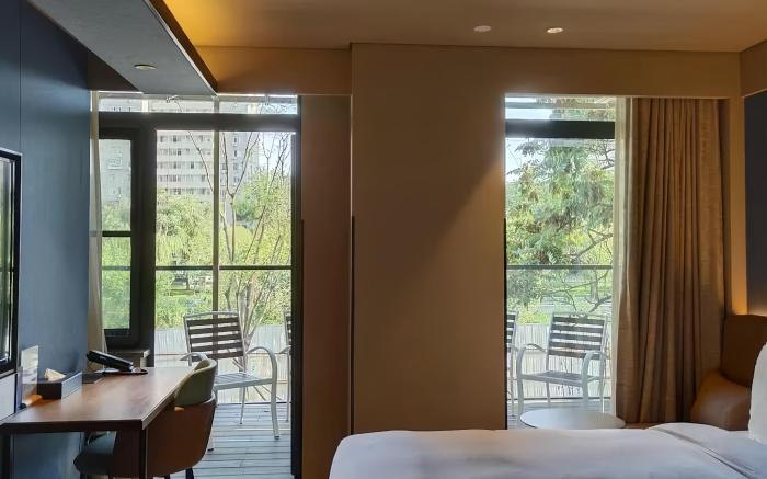 Orange Hotel Beijing Yansha Liangmahe