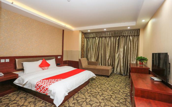 OYO Dinghao Business Hotel