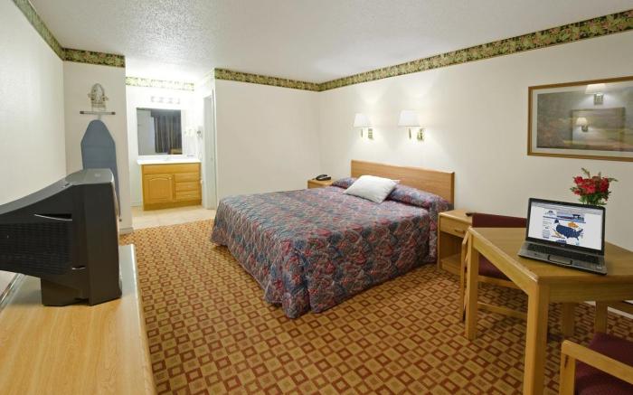 Americas Best Value Inn Weatherford, TX