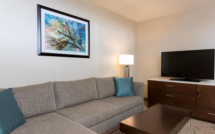 DoubleTree by Hilton Pleasant Prairie Kenosha