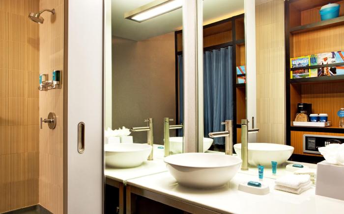 Aloft Milwaukee Downtown