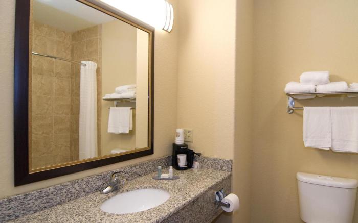 Best Western Bastrop Pines Inn