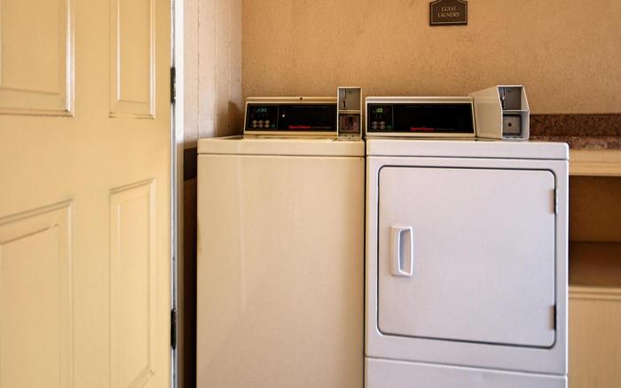 Americas Best Value Inn Kingsville