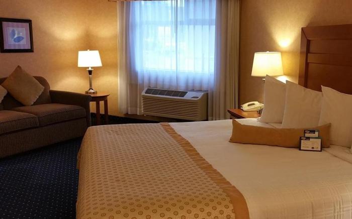 Best Western PLUS Langley Inn