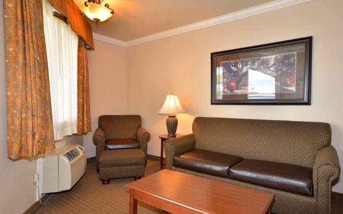 Baymont by Wyndham McAlester Hwy 69