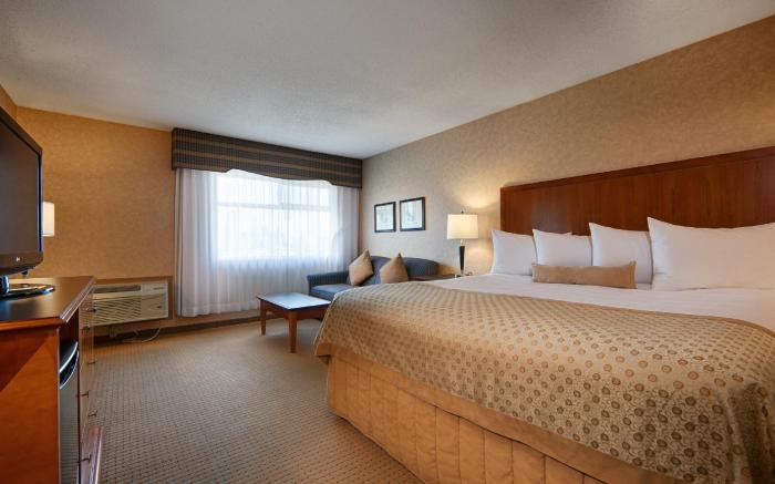 Best Western Plus Langley Inn