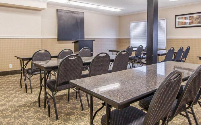 Comfort Inn & Suites Vancouver Downtown City Center