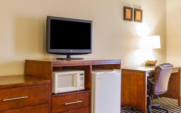 Comfort Inn Owatonna near Medical Center