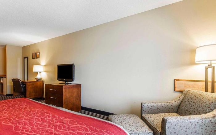 Comfort Inn Owatonna near Medical Center